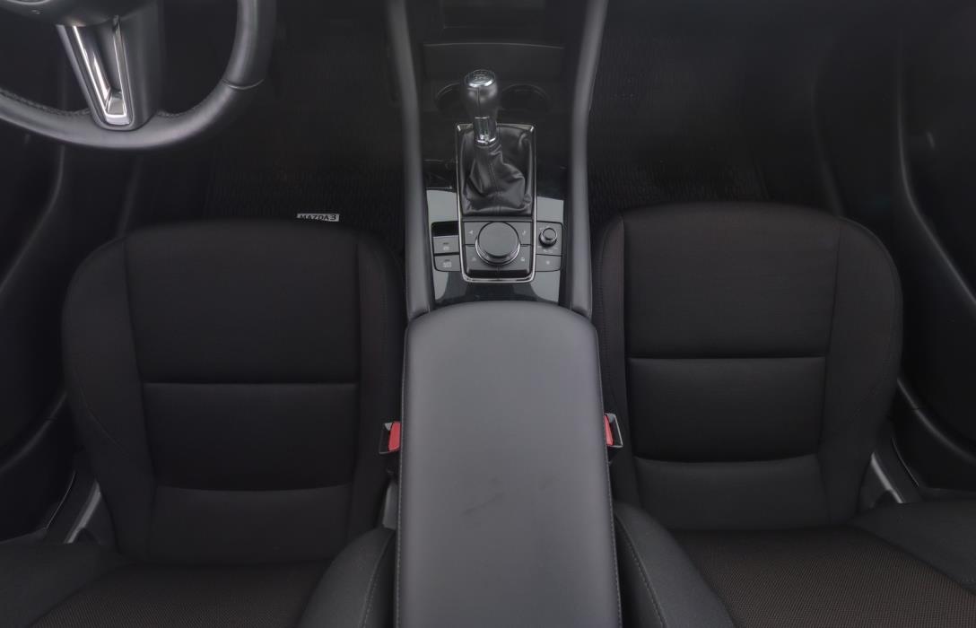MAZDA 3 2021