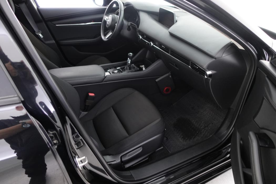MAZDA 3 2021