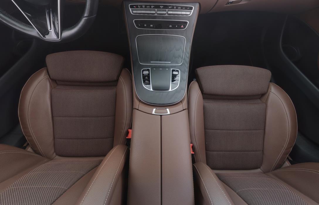 MERCEDES-BENZ E 2021