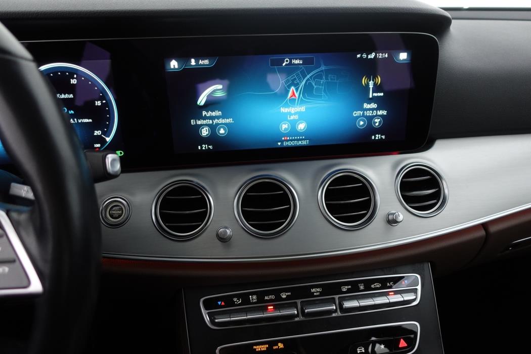 MERCEDES-BENZ E 2021