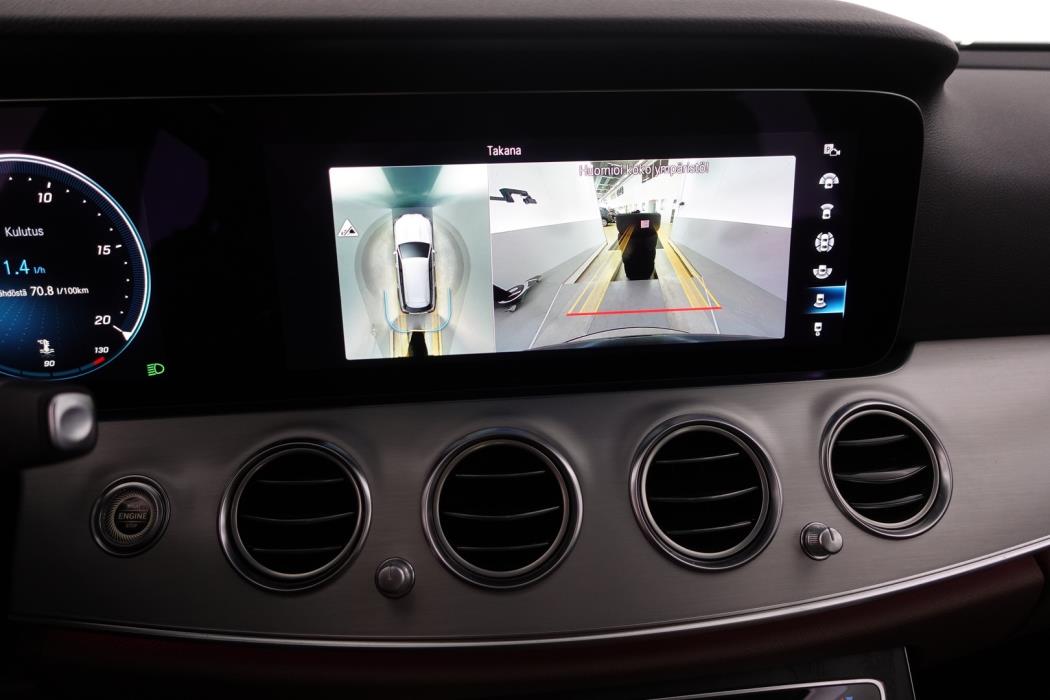 MERCEDES-BENZ E 2021