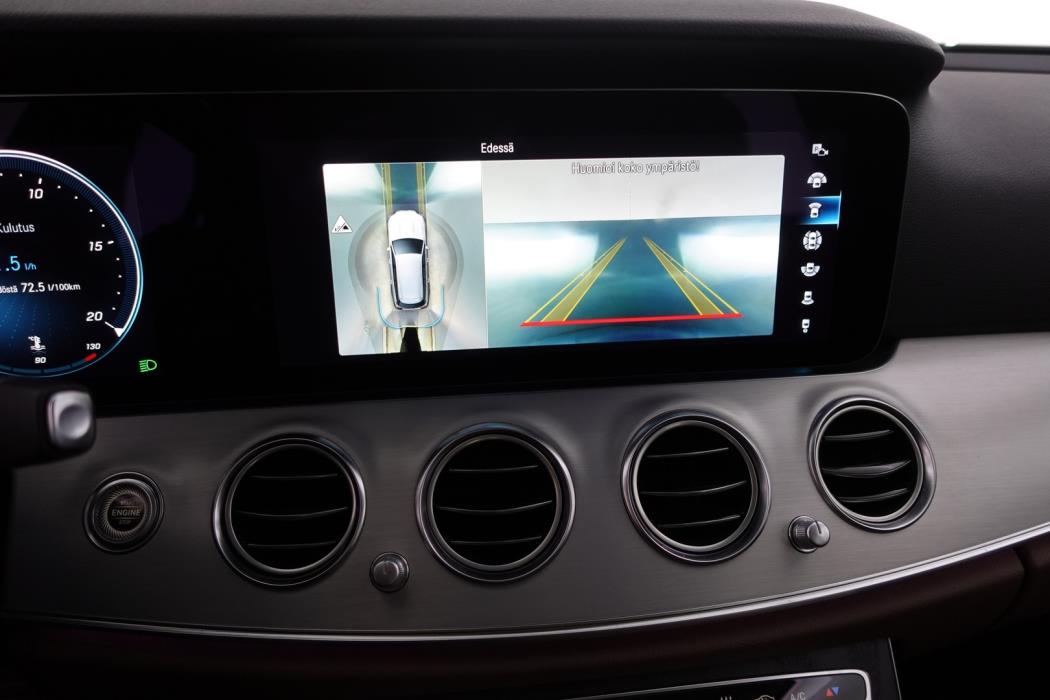 MERCEDES-BENZ E 2021