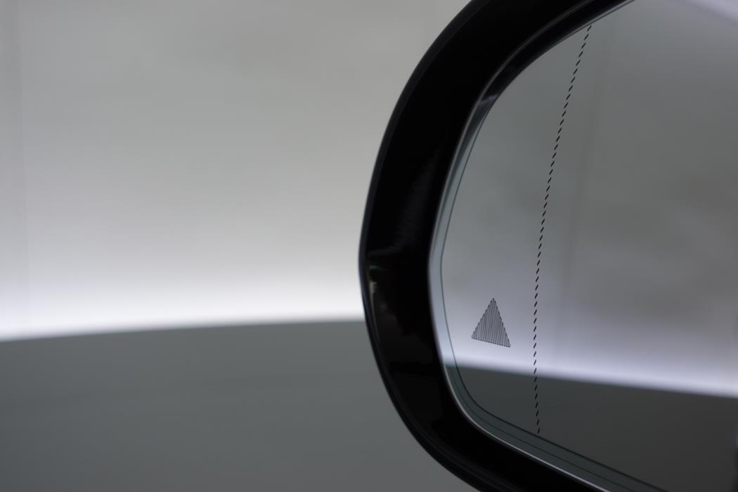 MERCEDES-BENZ E 2021