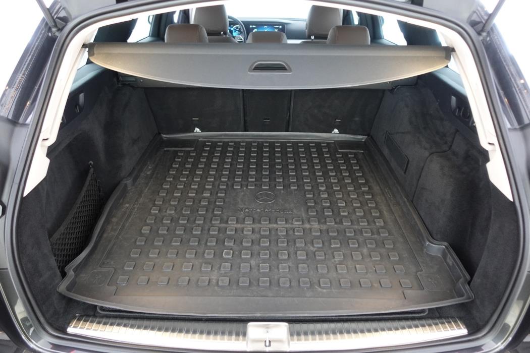 MERCEDES-BENZ E 2021