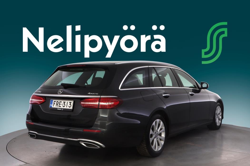 MERCEDES-BENZ E 2021