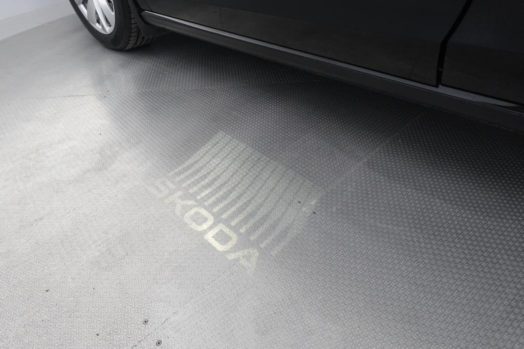 SKODA Superb 2025