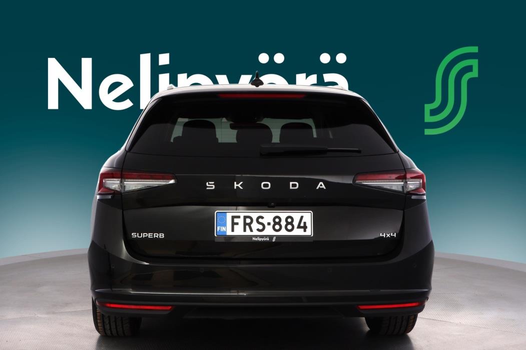 SKODA Superb 2025