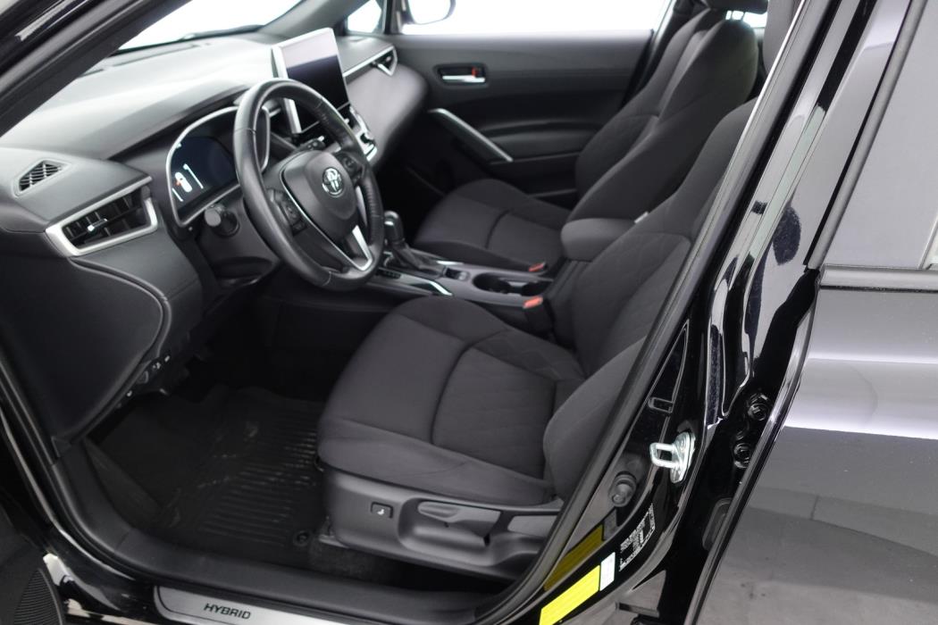 TOYOTA Corolla Cross 2024