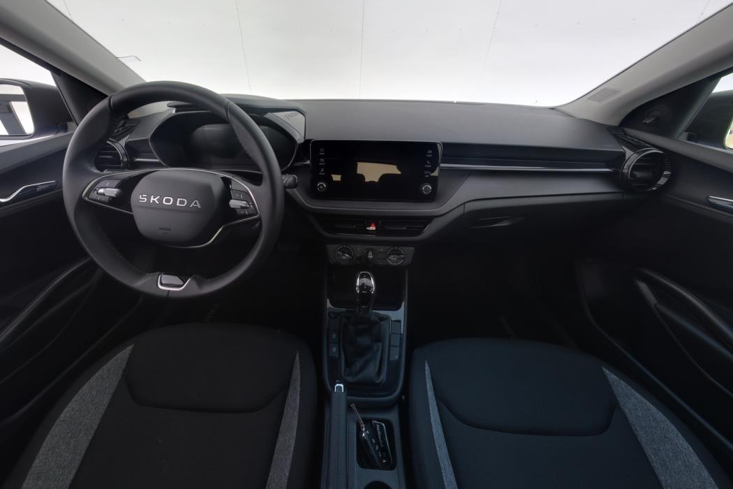 SKODA FABIA 2025