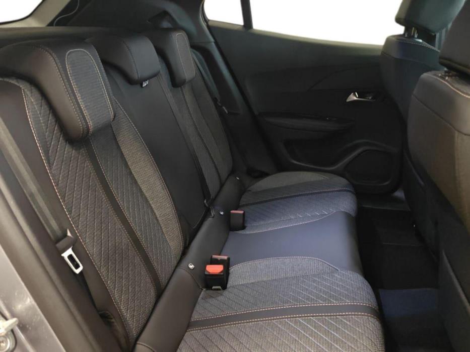 PEUGEOT 2008 2026
