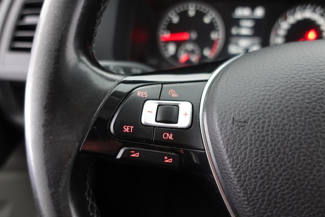 VOLKSWAGEN Transporter 2018