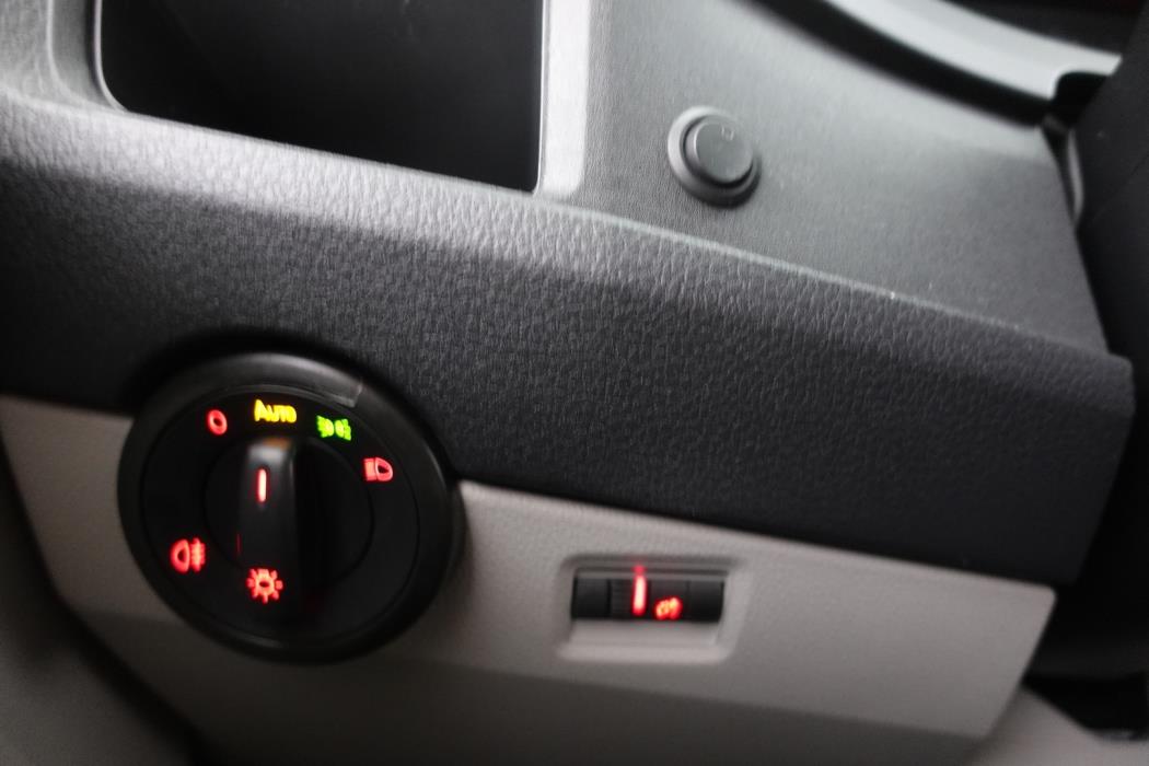 VOLKSWAGEN Transporter 2018