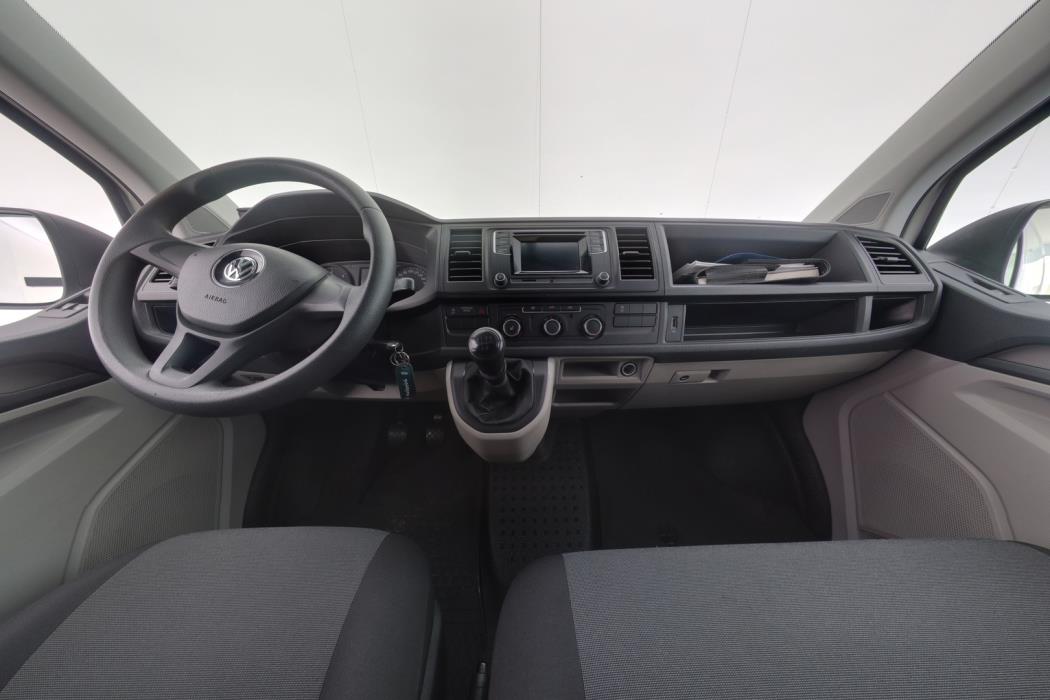 VOLKSWAGEN Transporter 2019