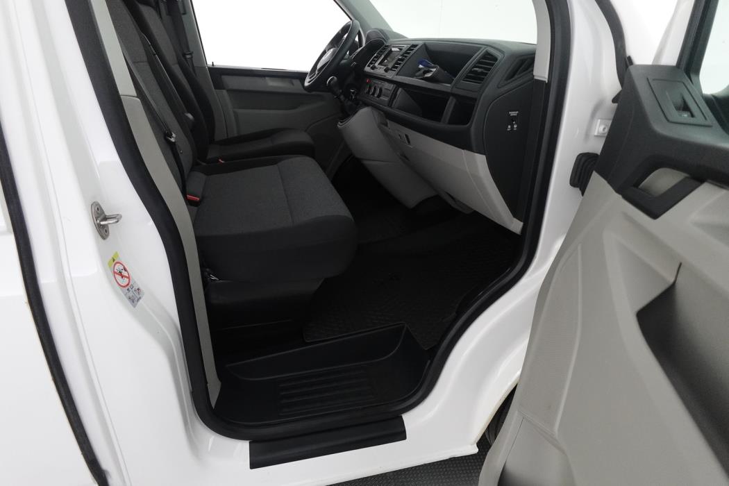 VOLKSWAGEN Transporter 2019