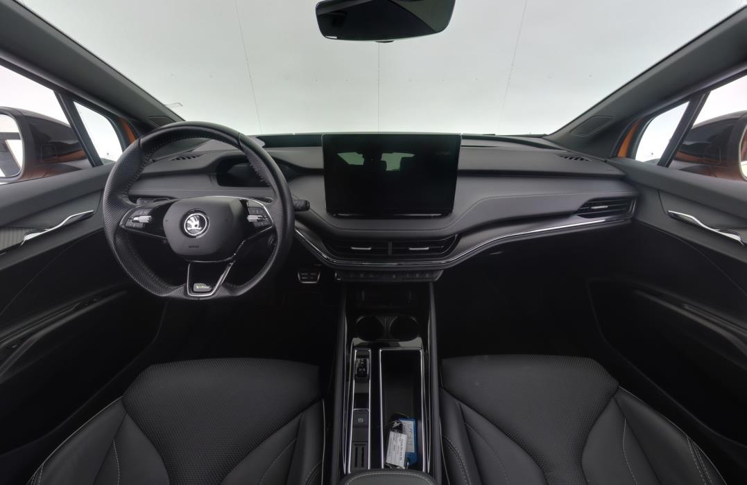 SKODA Enyaq 2024