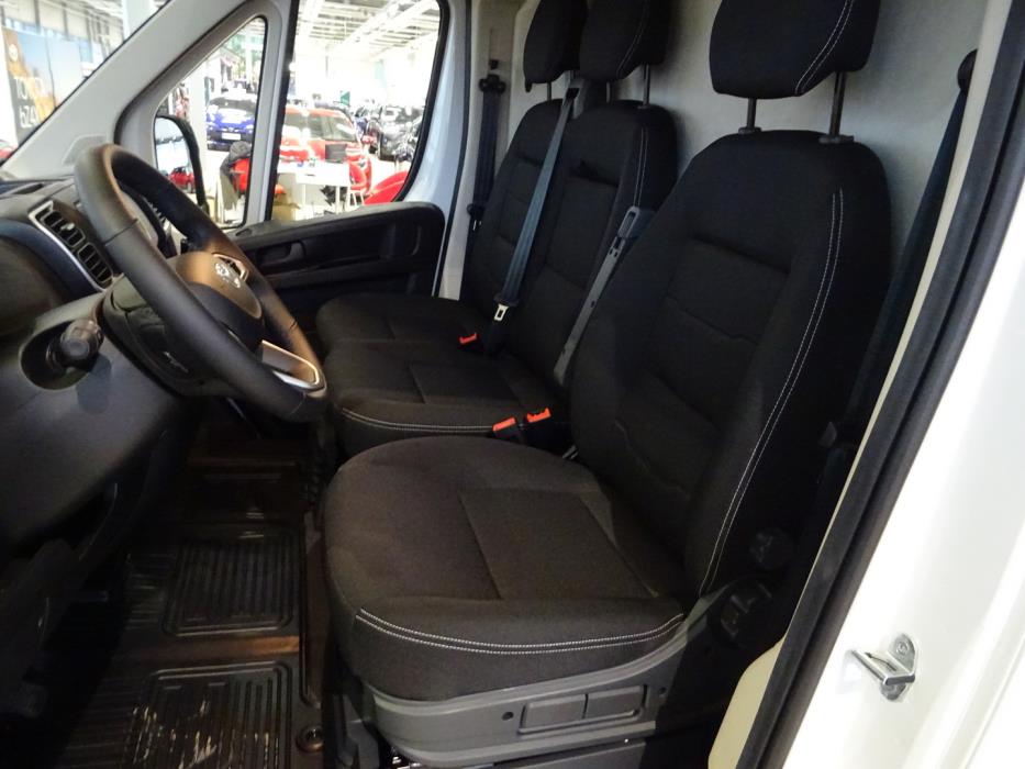 TOYOTA Proace Max 2025