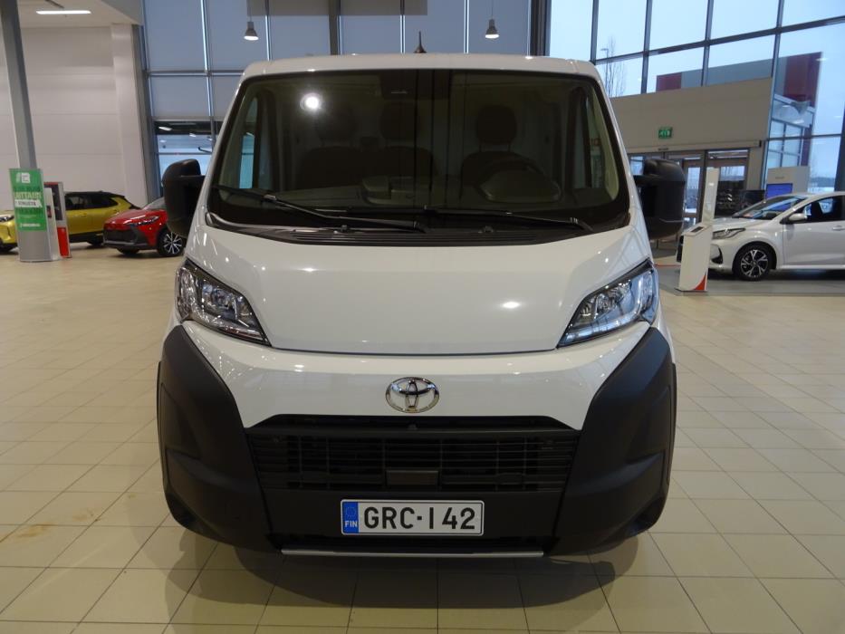 TOYOTA Proace Max 2025