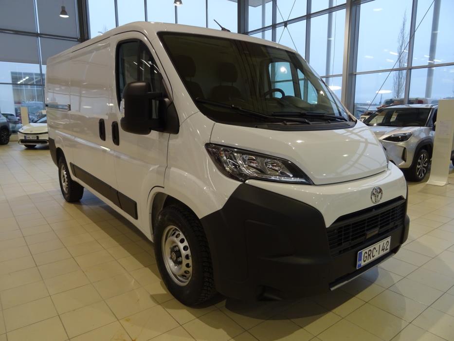 TOYOTA Proace Max 2025