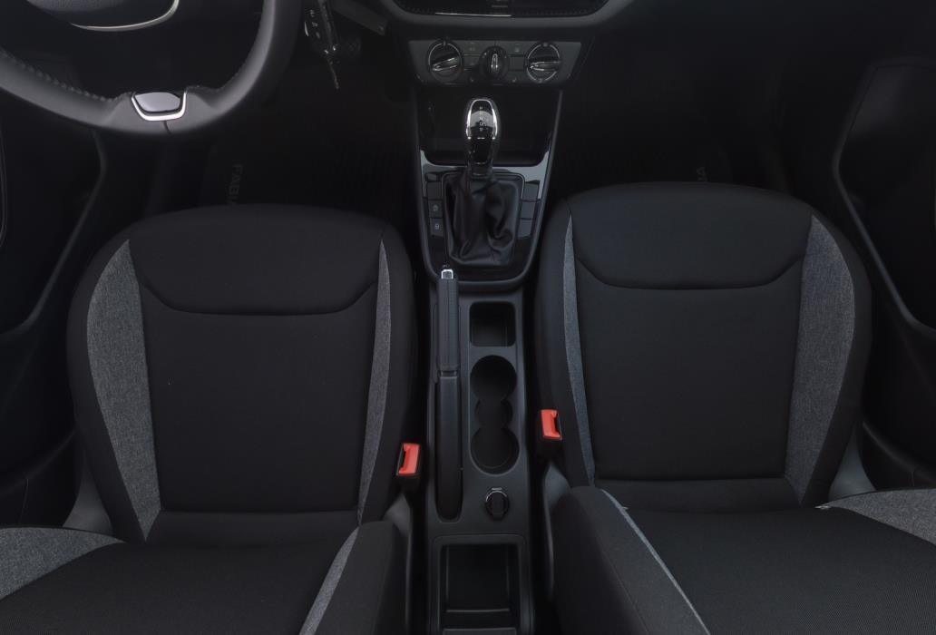 SKODA FABIA 2025
