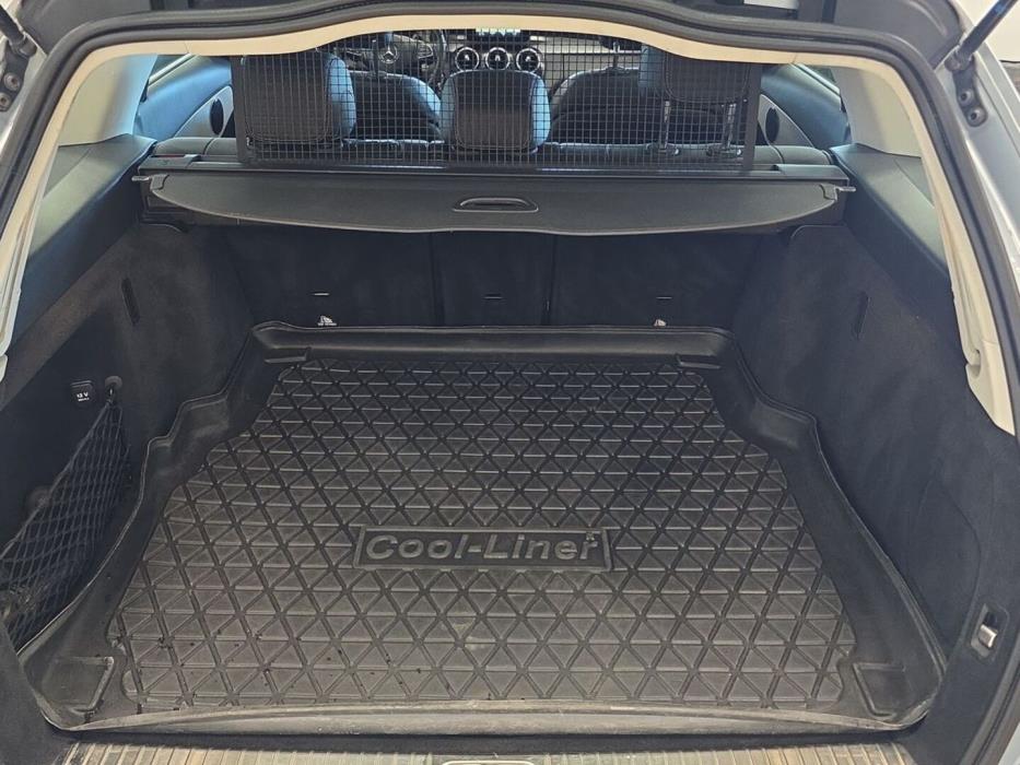 MERCEDES-BENZ C 2017