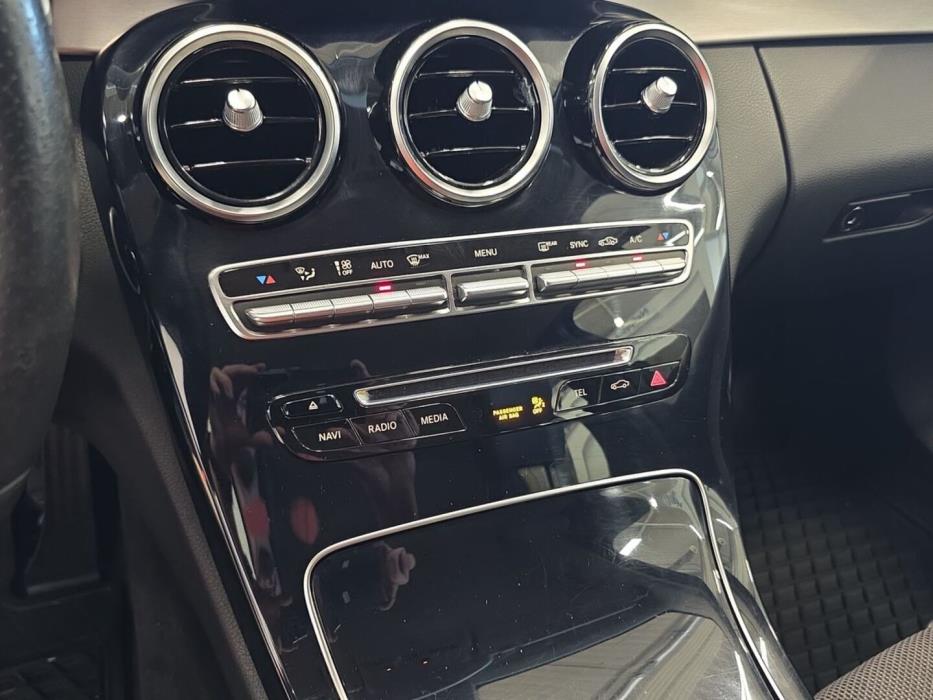 MERCEDES-BENZ C 2017