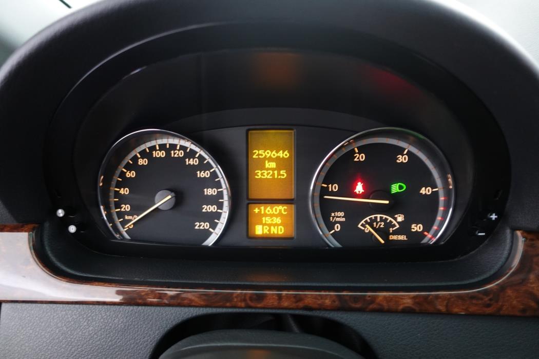 MERCEDES-BENZ Vito 2011