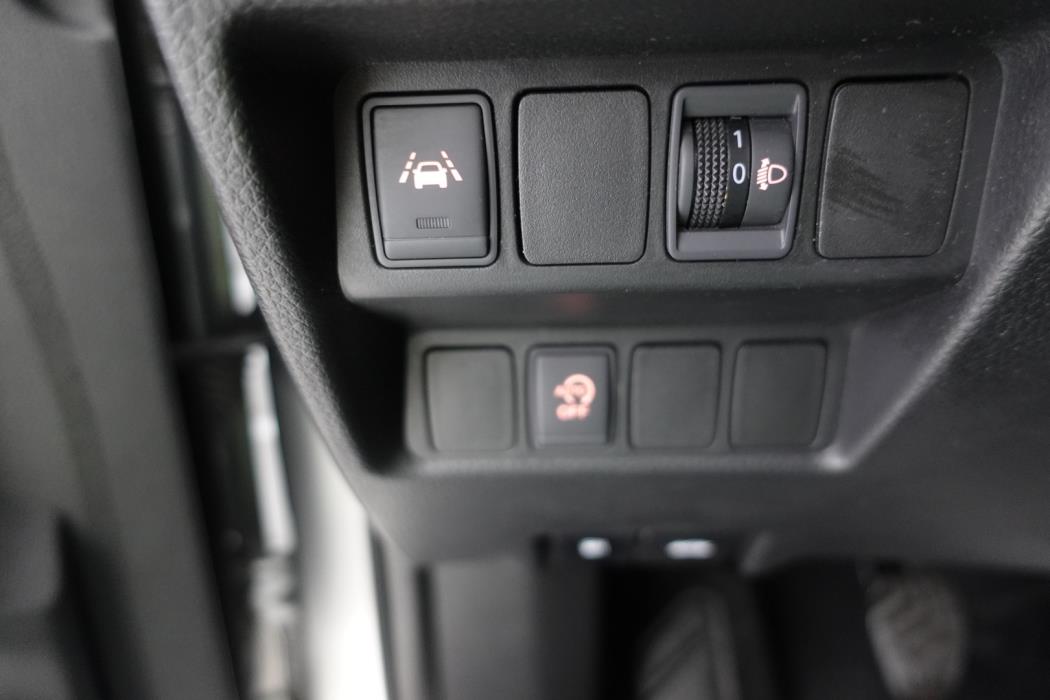 NISSAN Qashqai 2018