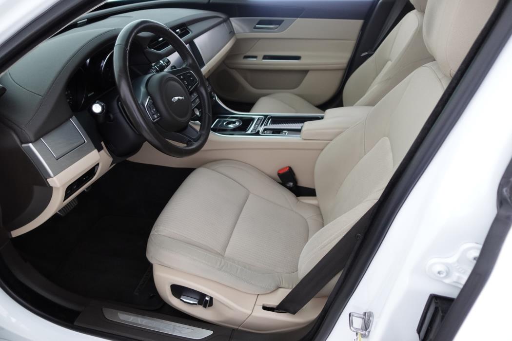 JAGUAR XF 2018