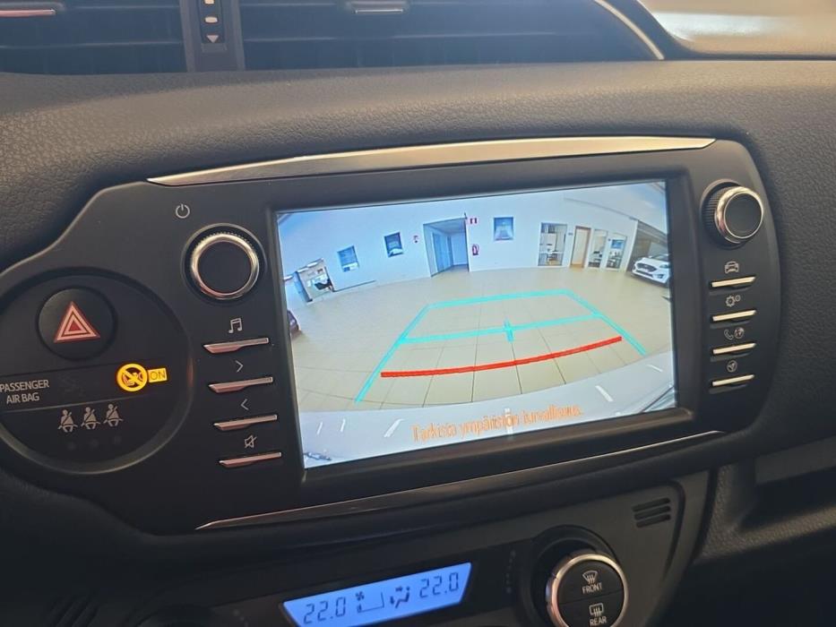 TOYOTA Yaris 2019