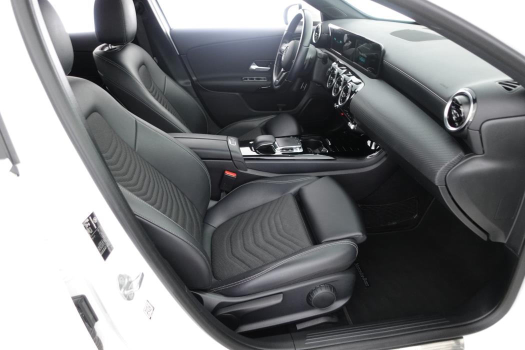 MERCEDES-BENZ A 2019