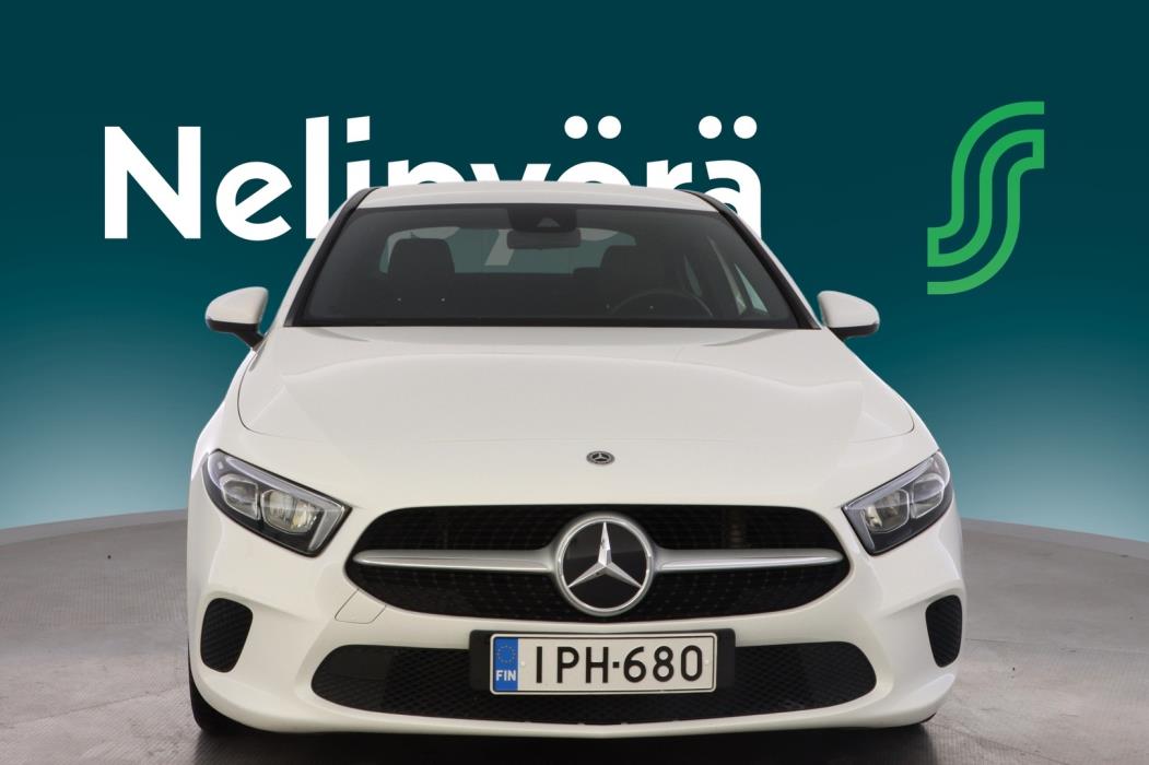 MERCEDES-BENZ A 2019