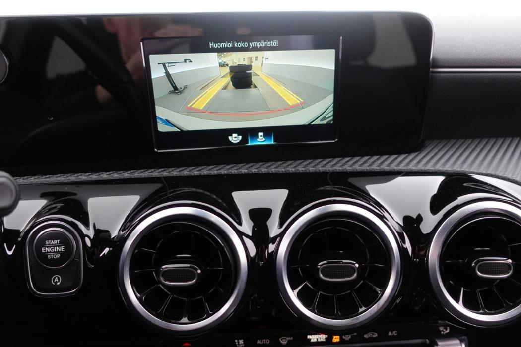 MERCEDES-BENZ A 2019