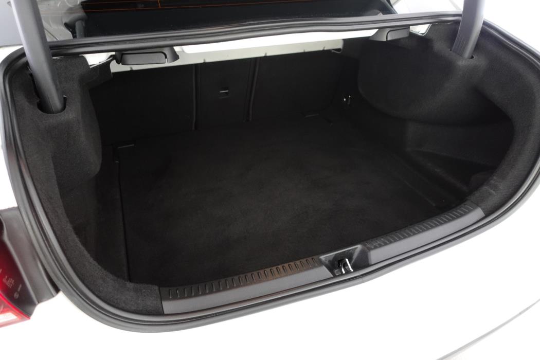 MERCEDES-BENZ A 2019