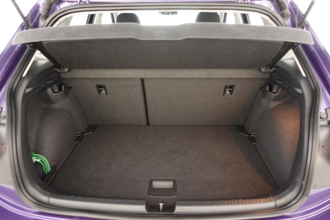 VOLKSWAGEN Polo 2022