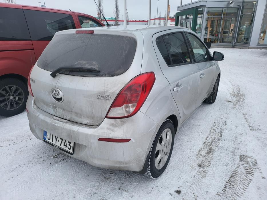 HYUNDAI i20 5d 2015