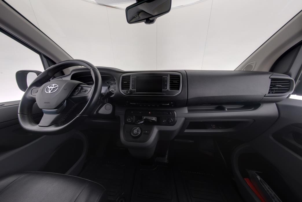 TOYOTA Proace 2022