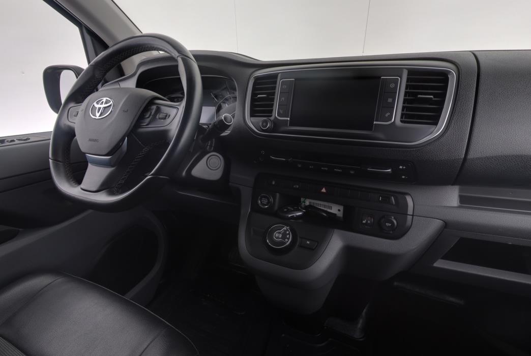 TOYOTA Proace 2022