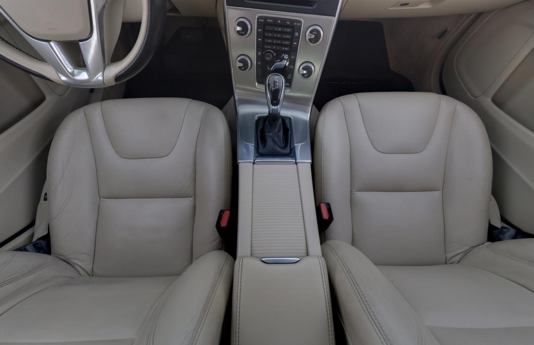 VOLVO V60 Cross Country 2016