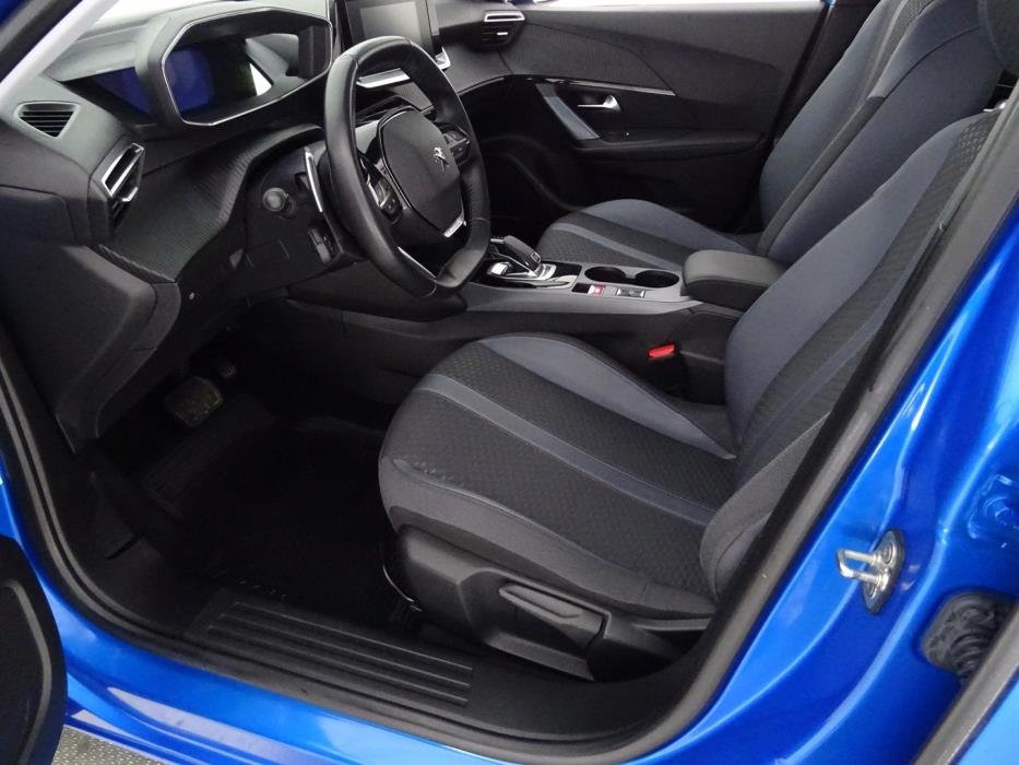 PEUGEOT 2008 2021