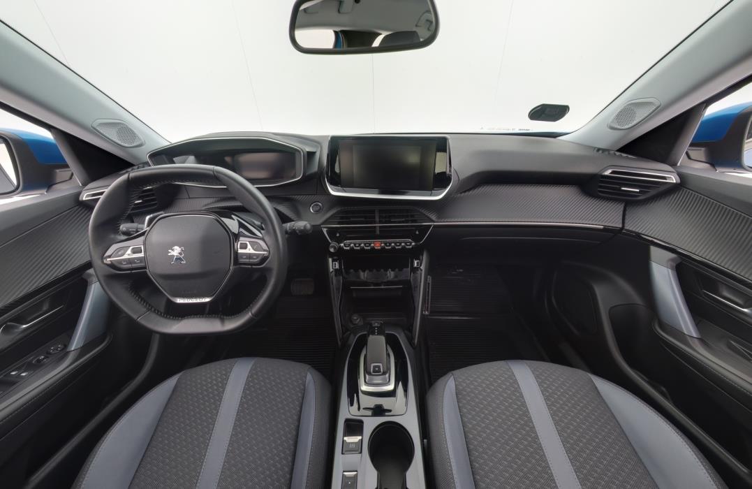 PEUGEOT 2008 2021