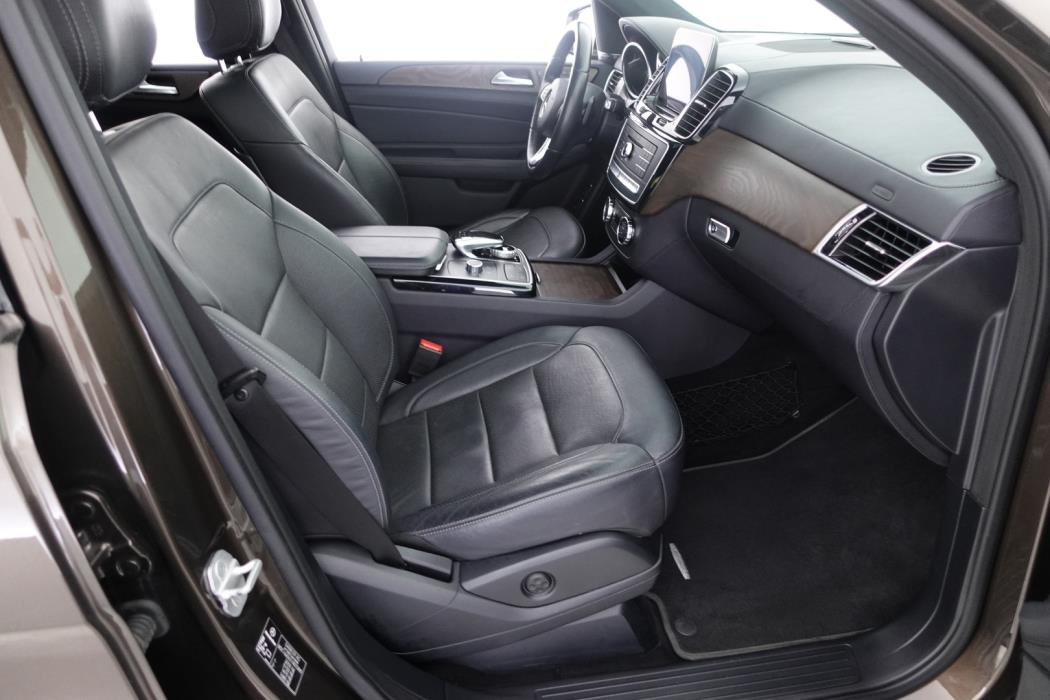 MERCEDES-BENZ GLE 2016