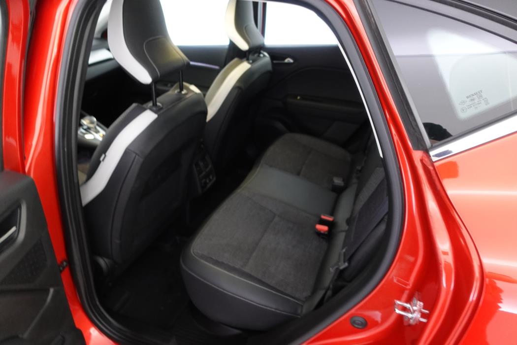 RENAULT Captur 2021