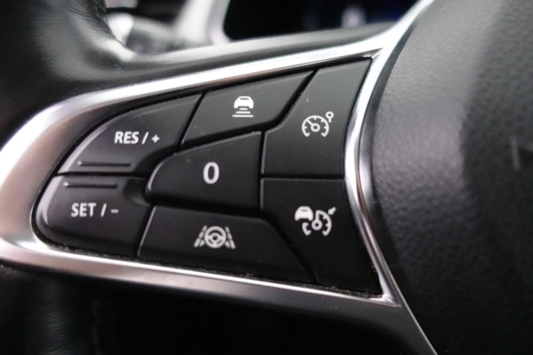 RENAULT Captur 2021