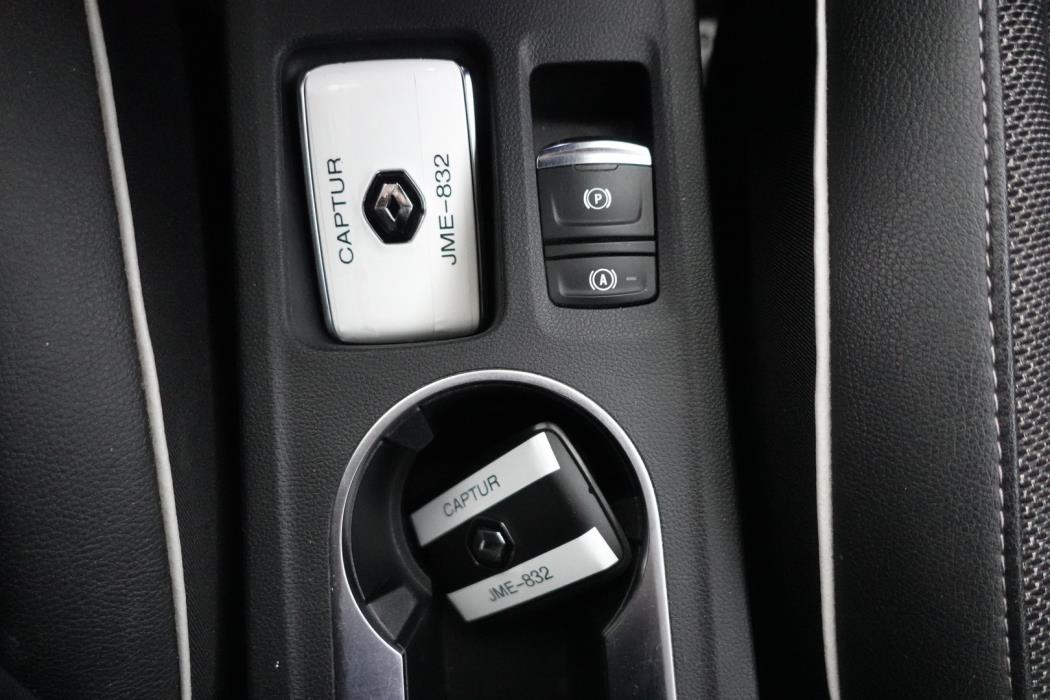 RENAULT Captur 2021