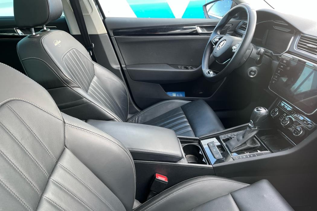 SKODA Superb 2021