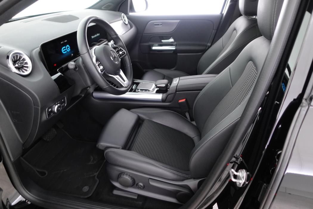 MERCEDES-BENZ EQA 2022