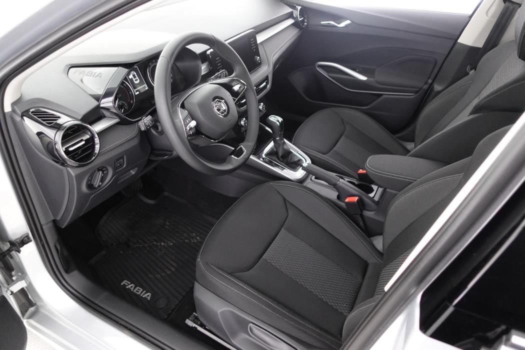 SKODA Fabia 2023