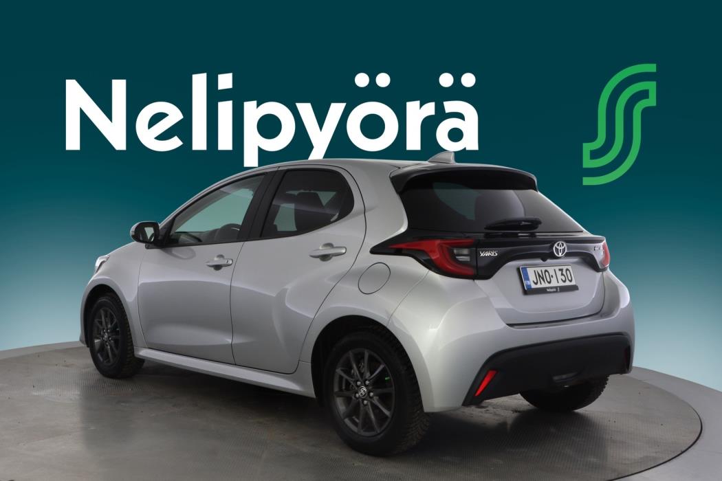 TOYOTA Yaris 2024