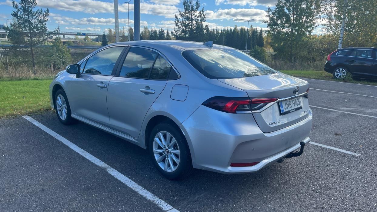 TOYOTA Corolla 2025