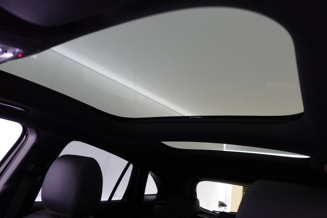 MERCEDES-BENZ EQA 2022